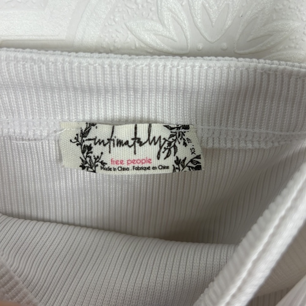 Free People On Your Side white‎ Bodysuit Ribbed Smocked Square Neck Tank Shirt - Picture 9 of 10